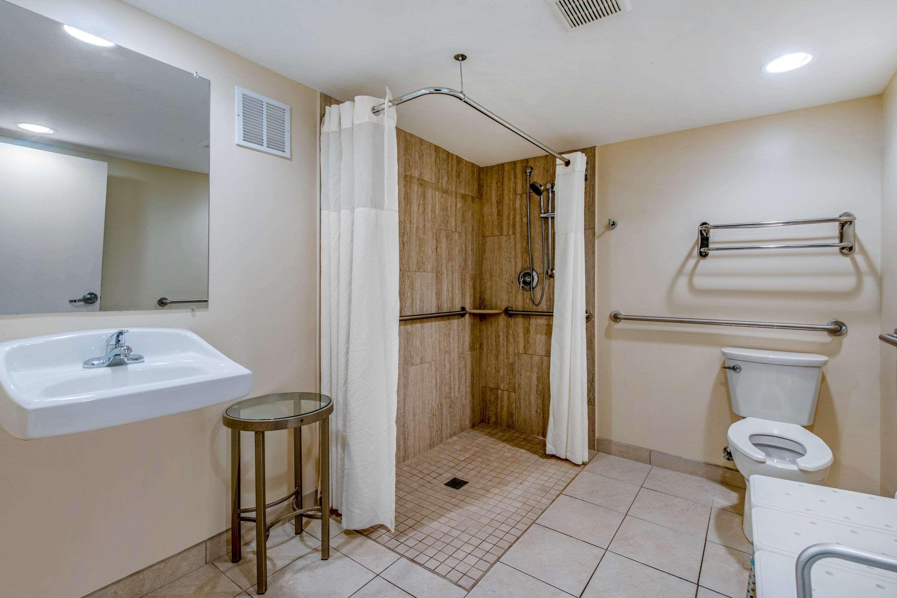 Quality Inn Savannah Historic District Extérieur photo