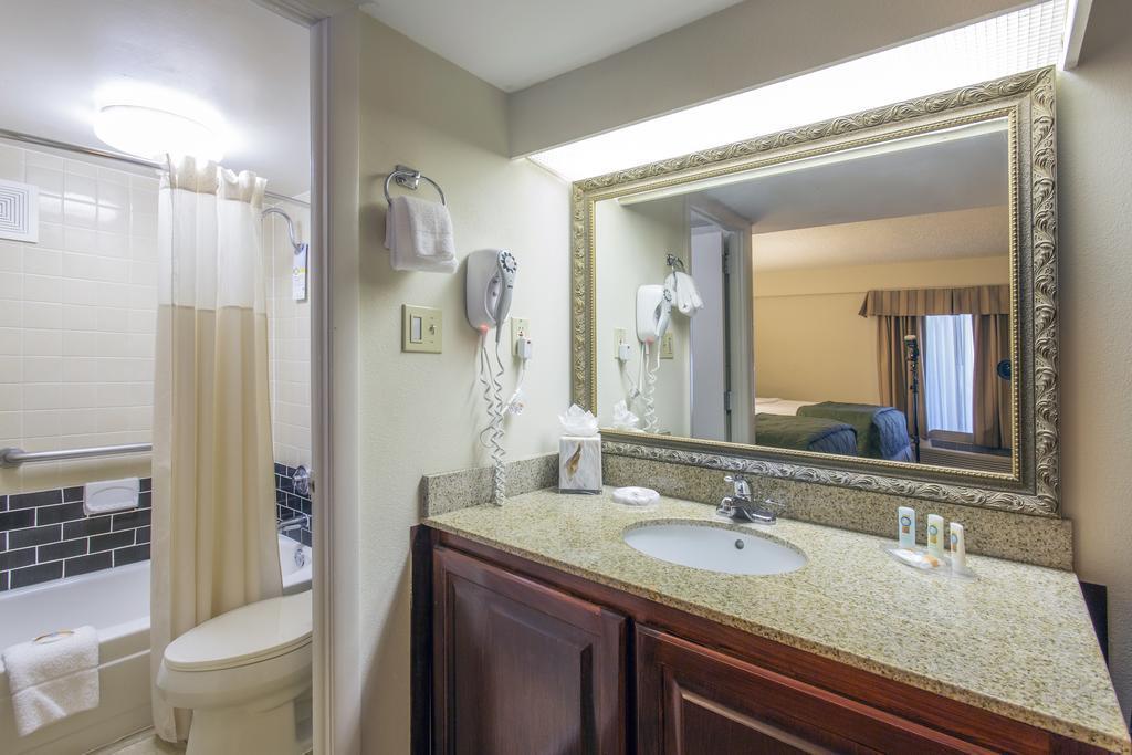 Quality Inn Savannah Historic District Extérieur photo