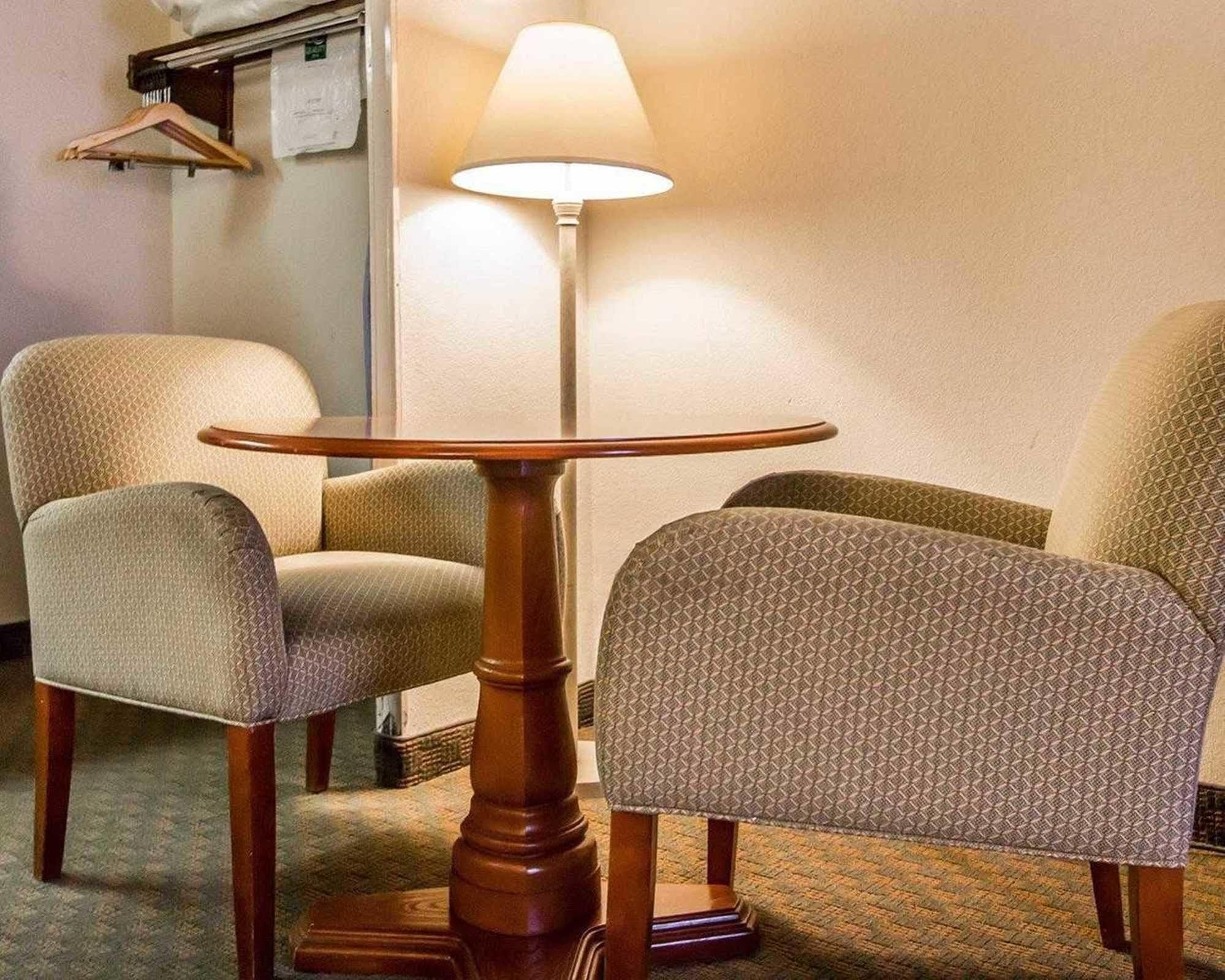 Quality Inn Savannah Historic District Extérieur photo